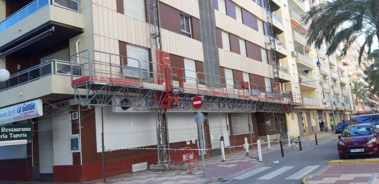 Por que alquilar andamios valencia