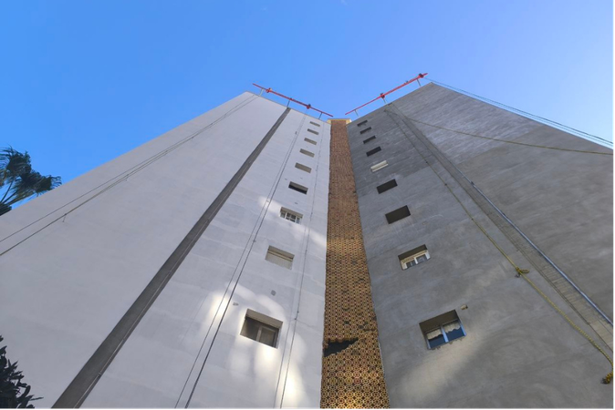 alquiler de andamios motorizados homologados en valencia